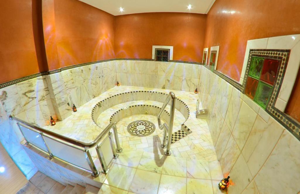 Hotel Al Akha Sidi Harazem Екстер'єр фото